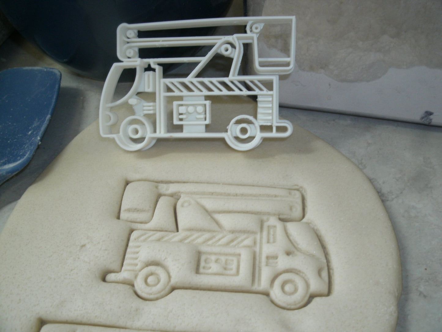 Bucket Truck Work Vehicle Electric Lift Lineman Cookie Cutter Made In USA PR2439