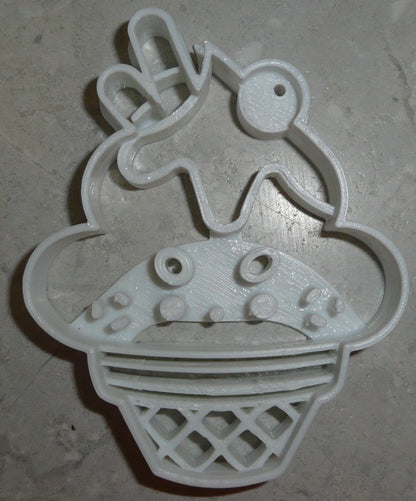 Ice Cream Sundae Cute Face Summer Treat Cookie Cutter Made In USA PR2365