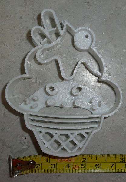 Ice Cream Sundae Cute Face Summer Treat Cookie Cutter Made In USA PR2365
