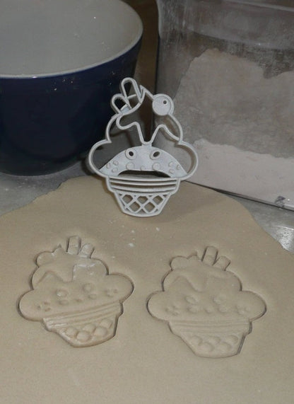 Ice Cream Sundae Cute Face Summer Treat Cookie Cutter Made In USA PR2365