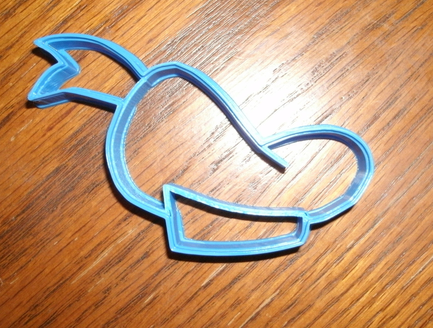 6x Donald Duck Hat Fondant Cutter Cupcake Topper 1.75 IN USA FD535