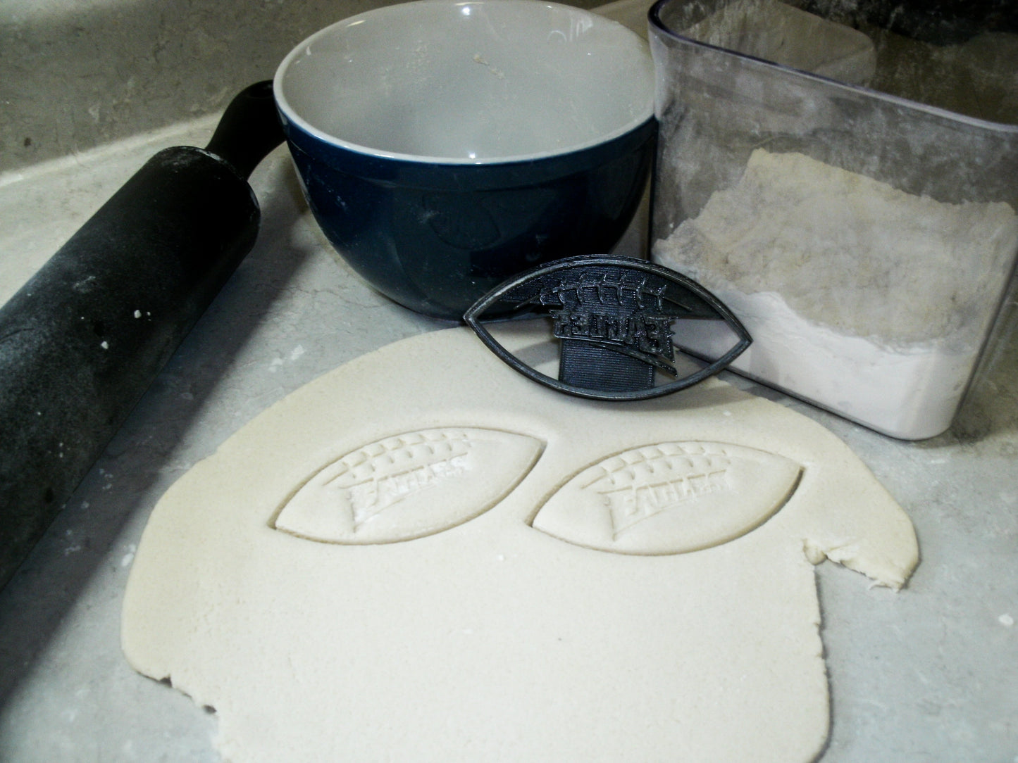 Philadelphia Eagles Football Shape Cookie Cutter Made In USA PR2011