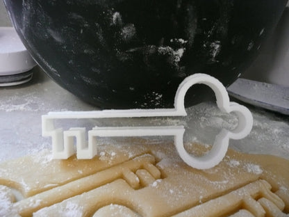 Antique Old Victorian Skeleton Key Cookie Cutter Made In USA PR475