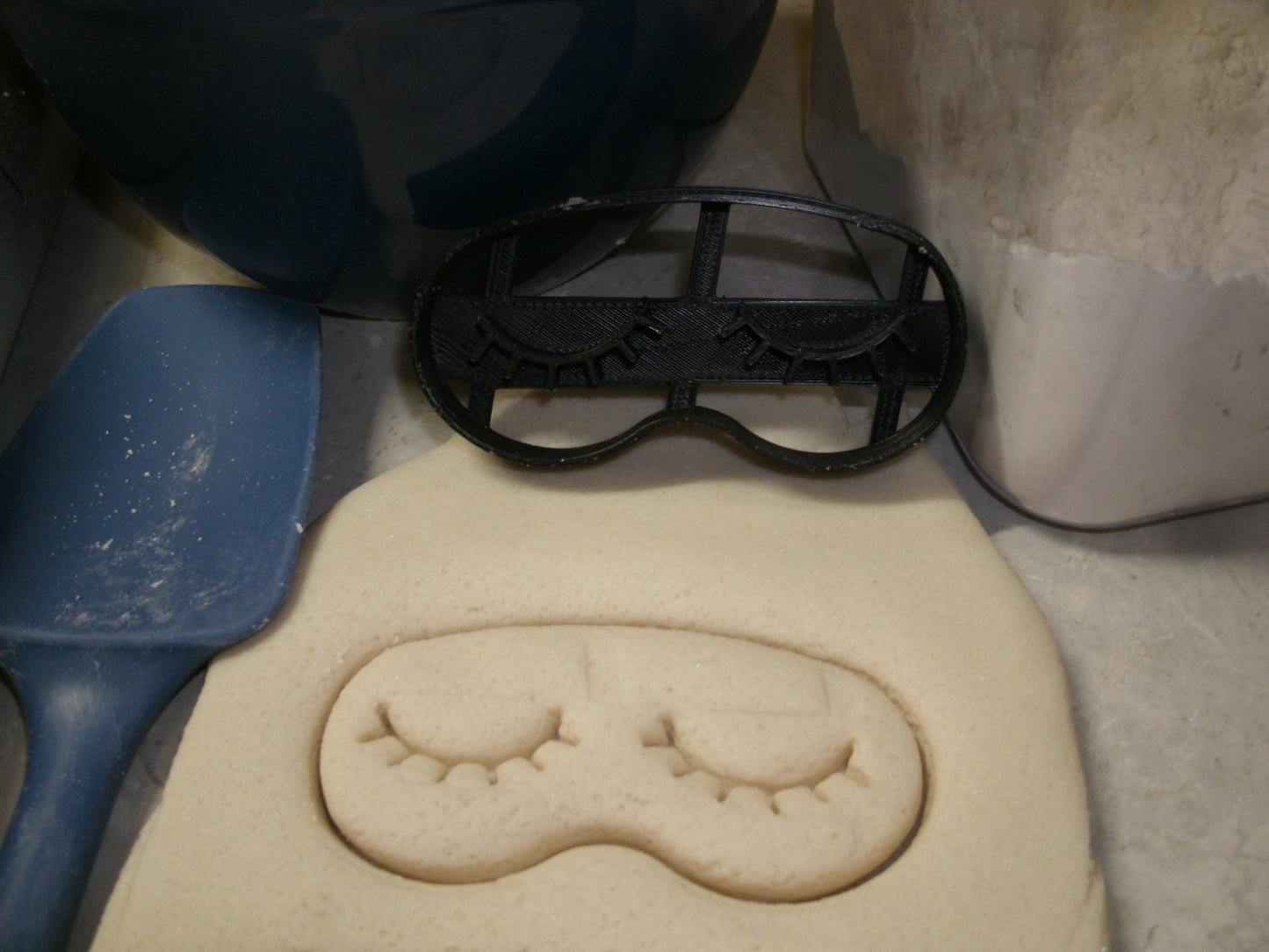 Sleep Sleeping Mask With Lashes Sweet Dreams Cookie Cutter Made In USA PR2518