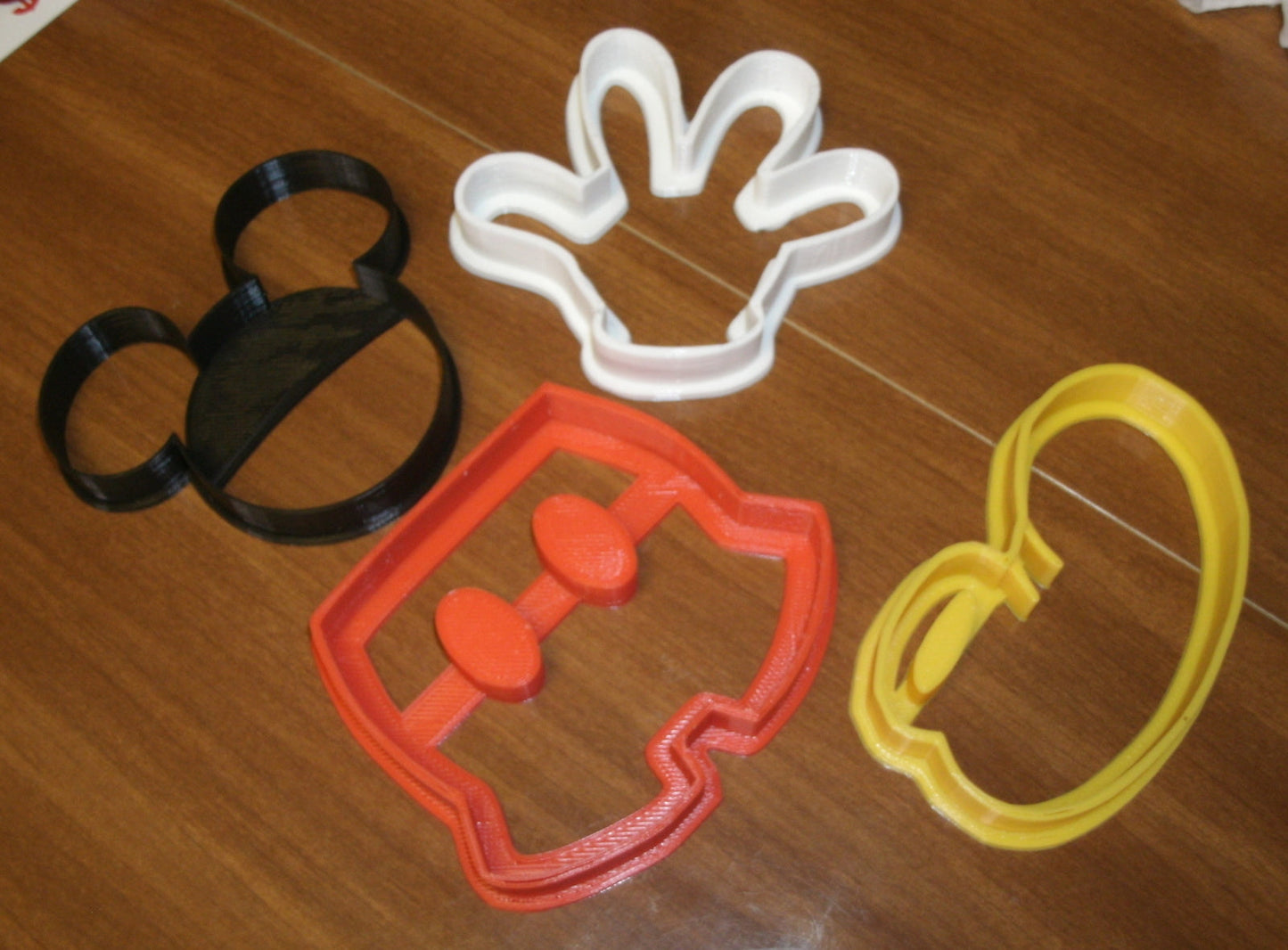 Mickey Mouse Cartoon Set of 4 Cookie Cutters Made In USA PR506