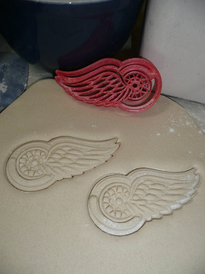 Detroit Red Wings NHL Hockey Team Logo Sports Cookie Cutter Made In USA PR2637