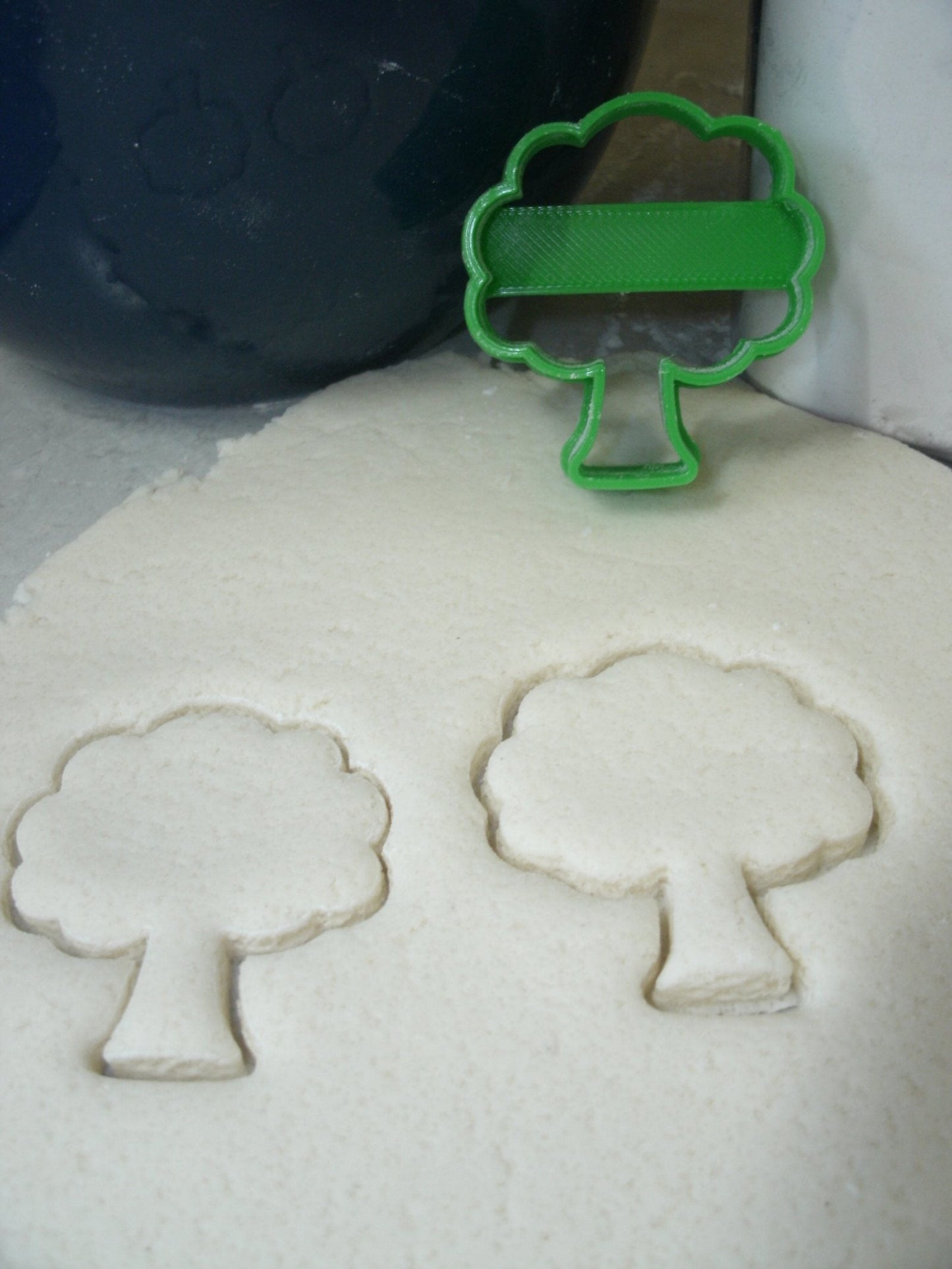 Tree Leaves Nature Forest Outline Cookie Cutter Made In USA PR765