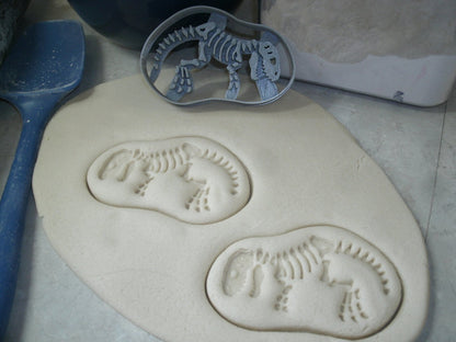 T Rex Detailed Fossil Skeleton Dinosaur Bones Cookie Cutter Made In USA PR2396