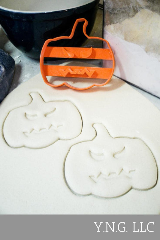 Pumpkin Jack o Lantern Halloween Cookie Cutter USA PR111