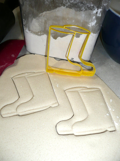 Santa Costume Outfit North Pole Christmas Set Of 5 Cookie Cutters USA PR1375