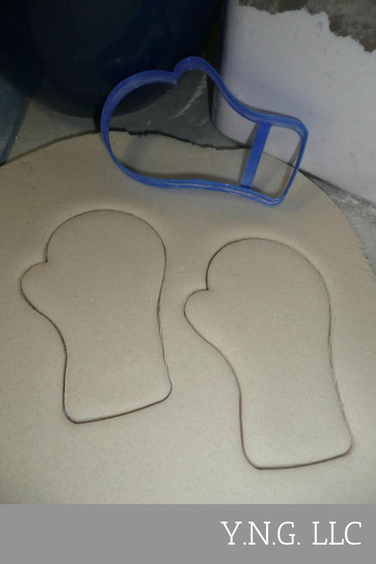 Long Cuff Mitten Outline Cold Snowy Christmas Winter Cookie Cutter USA PR3086