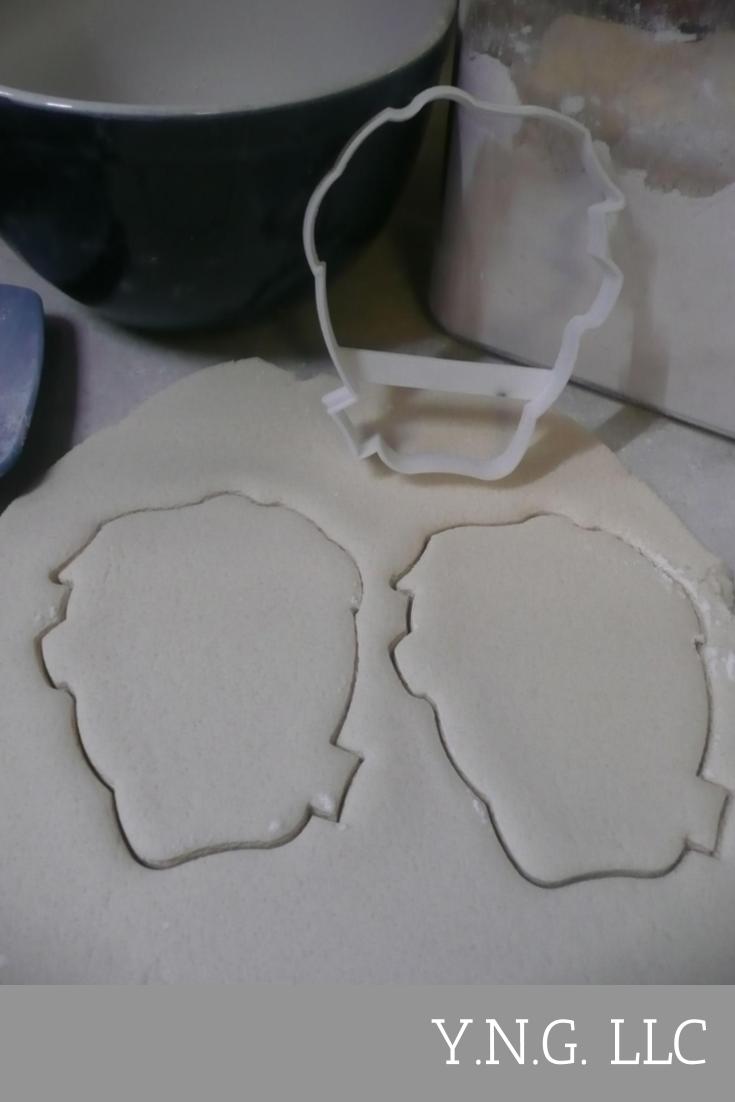 Monster Faces Outlines Halloween Set Of 5 Cookie Cutters USA PR1384