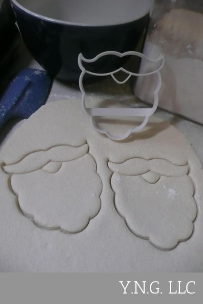 Santa Costume Outfit North Pole Christmas Set Of 5 Cookie Cutters USA PR1375