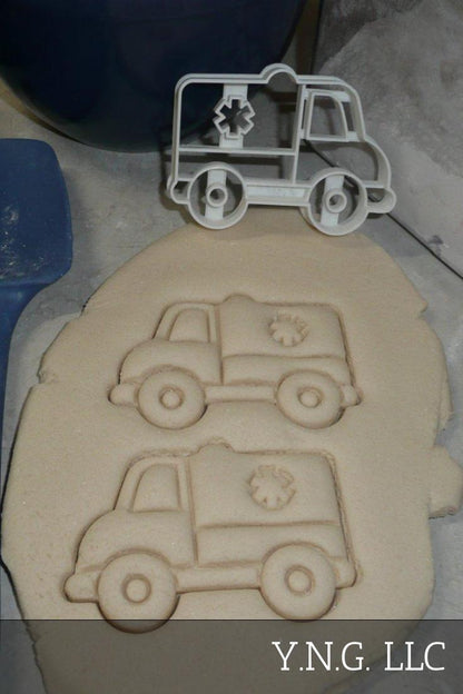 City Trucks Kit Bucket Police Fire Garbage Set of 6 Cookie Cutters USA PR1258