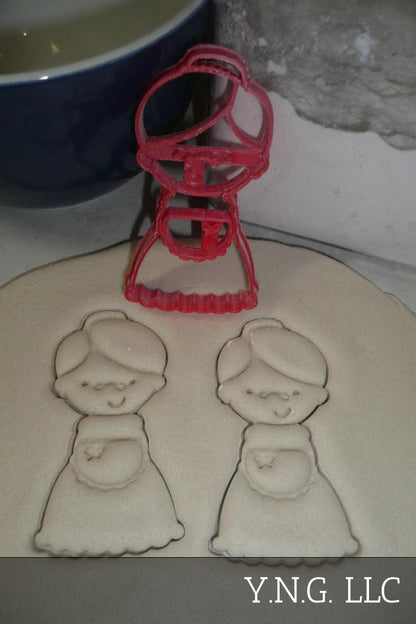 Mrs Claus With Details Dress Apron Santa Wife Christmas Cookie Cutter USA PR3265