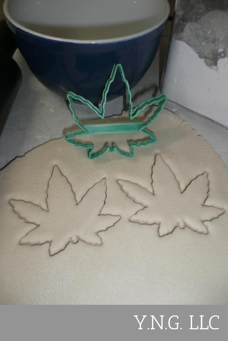 Cannabis Marijuana Hemp Fan Leaf 3.5 Inch Outline Cookie Cutter USA PR3041