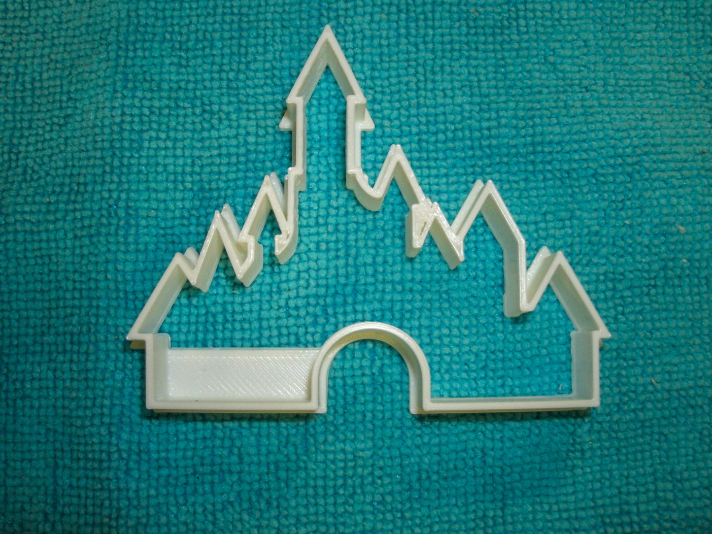 6x Cinderella Castle Fondant or Cupcake Topper Size 1.75" USA FD513