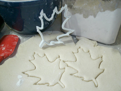 Oak Leaf Fall Season Autumn Special Occasion Cookie Cutter USA PR214