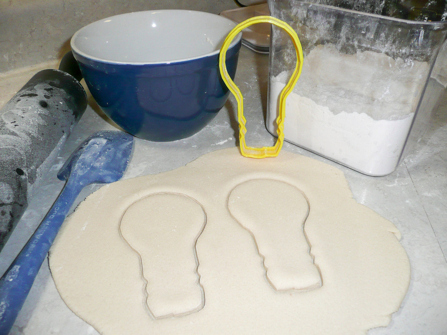 Light Bulb Outline Electrician Lineman Cookie Cutter Made In USA PR247