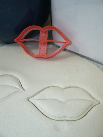 Lips Kiss Mouth Lipstick Cookie Cutter Made in USA PR815