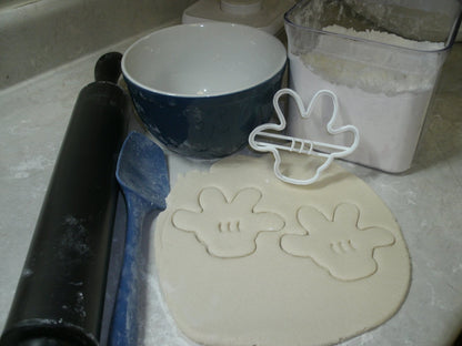 Mickey Mouse Glove Disney Special Occasion Cookie Cutter Made in USA PR471