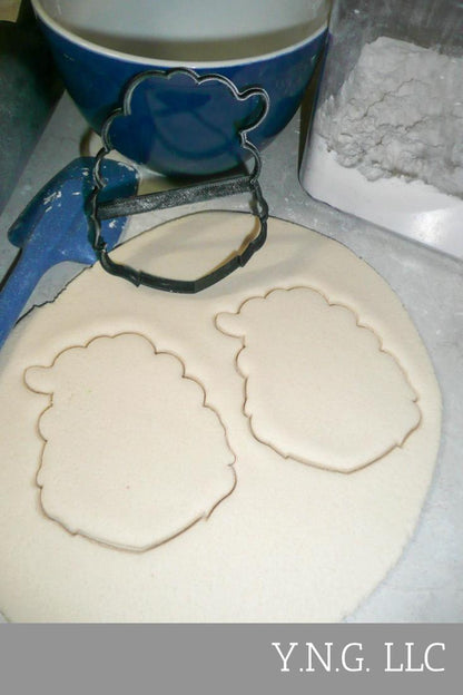 Mary Sanderson Face Outline Hocus Pocus Halloween Movie Cookie Cutter USA PR3069