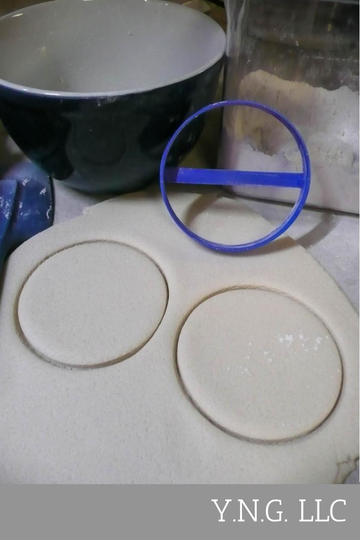 Round Circle Shape 3 And One Half 3.5 Inch Diameter Cookie Cutter USA PR3044