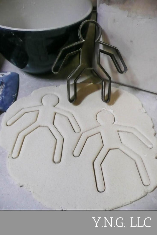 Tiptoe Tip Toe Tiptoeing Gingerbread Man Christmas Cookie Cutter USA PR2152