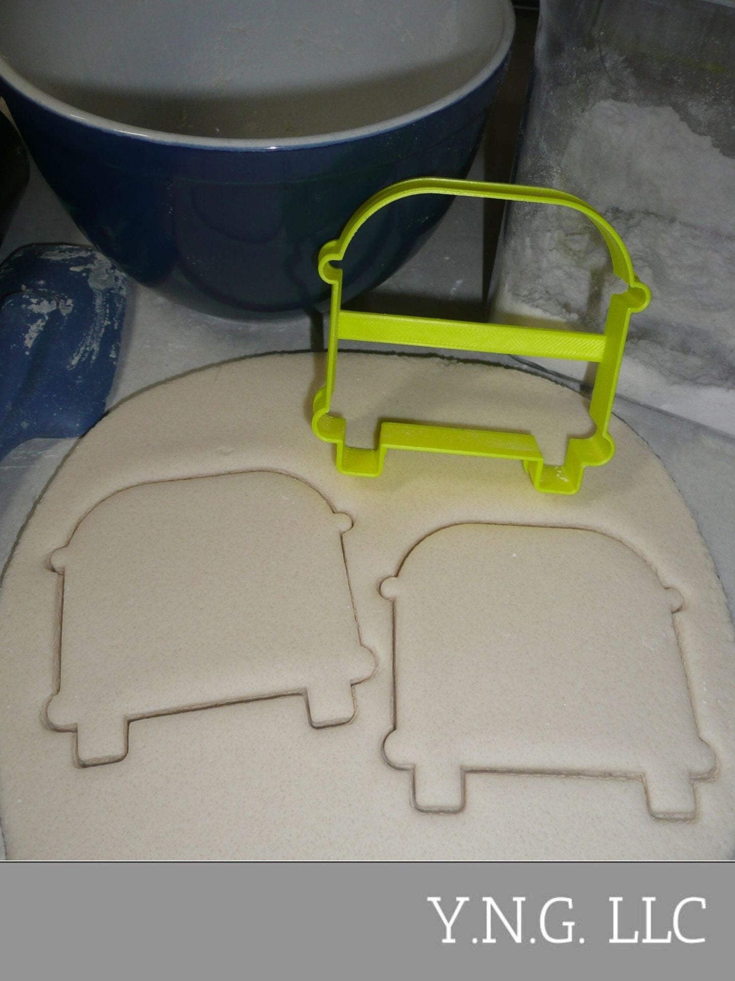 School Bus Schoolbus Front Outline Student Transport Cookie Cutter USA PR3369