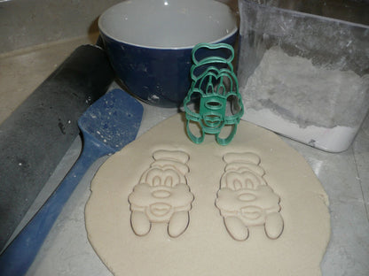 Disney Parks Mickey and Minnie Set of 11 Cookie Cutters USA PR1476