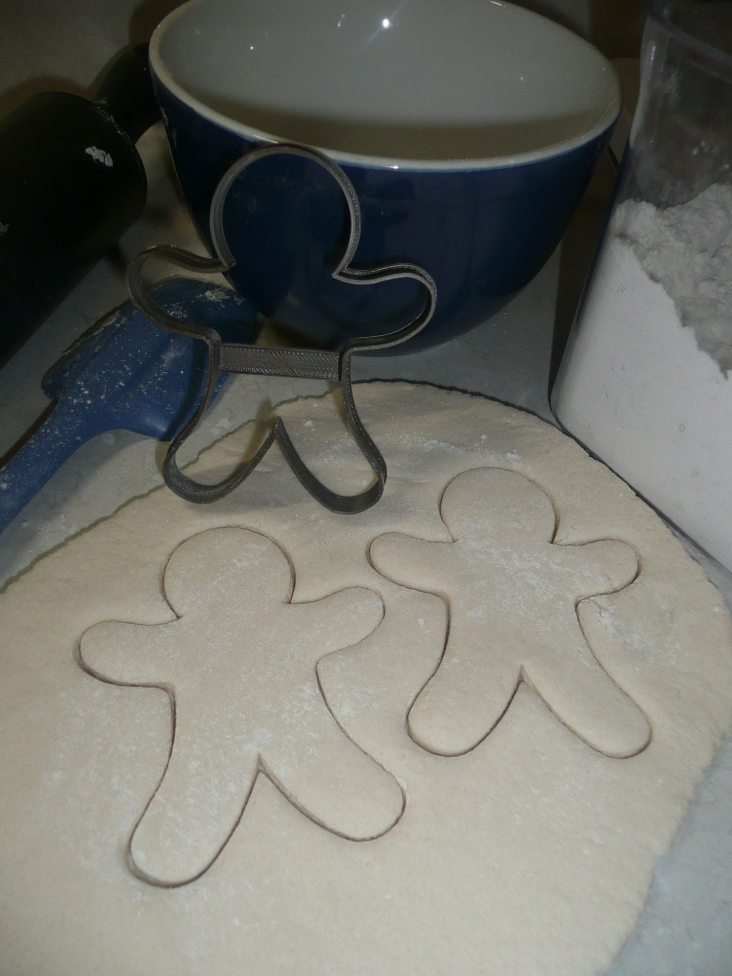 Gingerbread Man Outline Fairy Tale Christmas Cookie Cutter USA PR3246