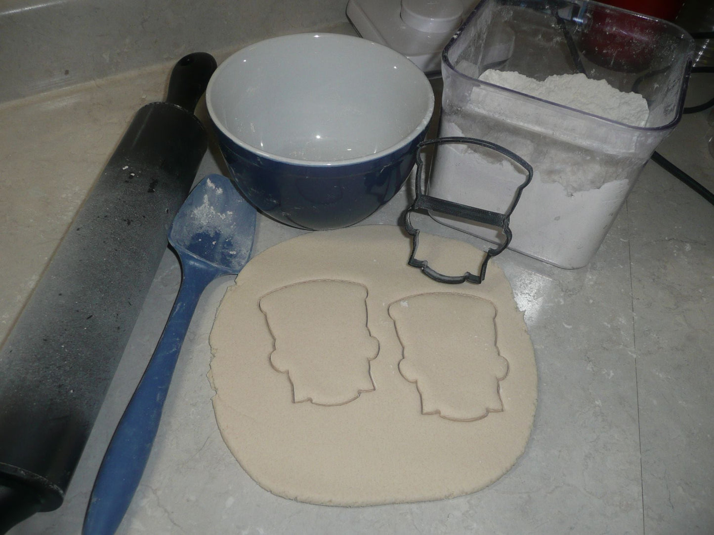 Frankenstein Face Outline Scary Monster Halloween Cookie Cutter USA PR3121