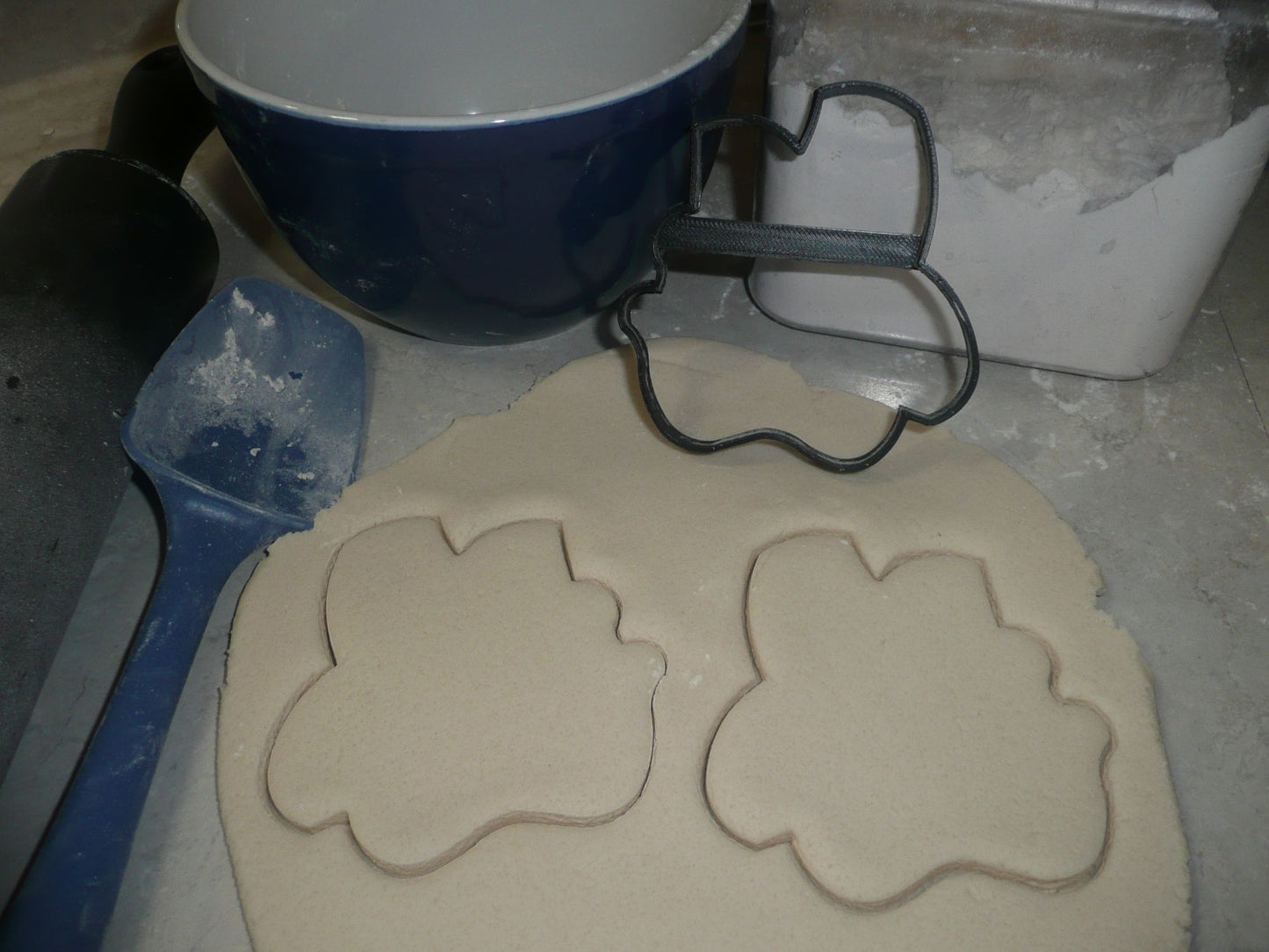 Monster Hand Outline Scary Creature Halloween Cookie Cutter USA PR3124