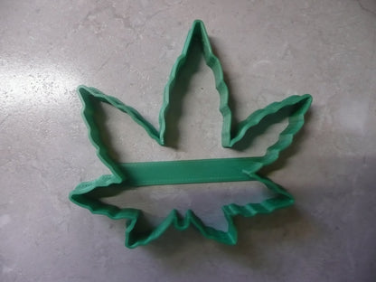 Cannabis Marijuana Hemp Fan Leaf 3.5 Inch Outline Cookie Cutter USA PR3041