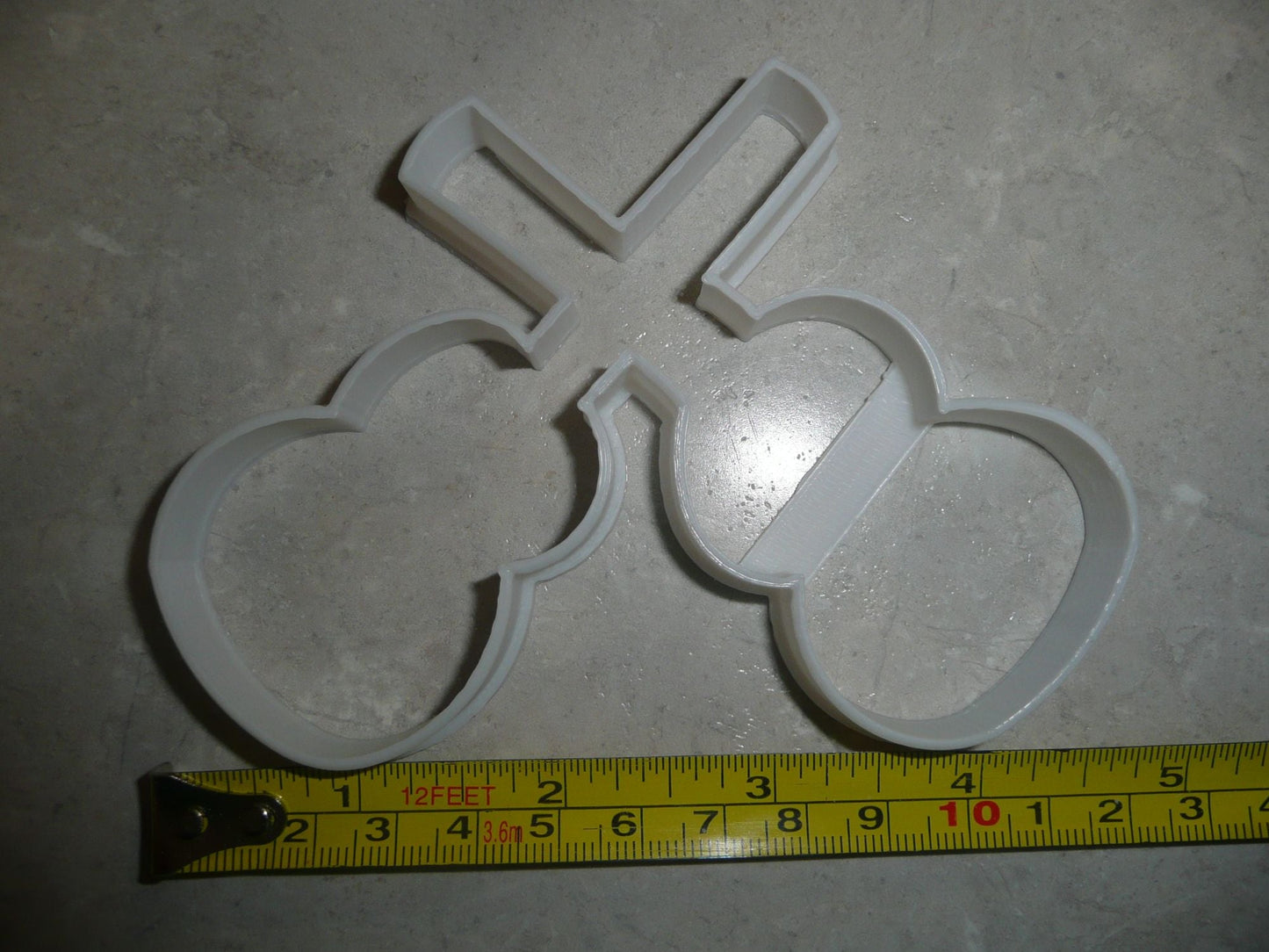 Dual Guitars Crossed Outline Two 2 Dueling Cookie Cutter USA PR3241
