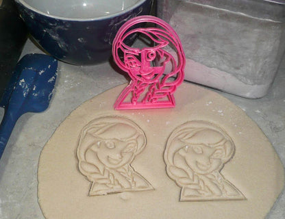 Anna Face Princess Sister Of Elsa Frozen Kids Movie Cookie Cutter USA PR3273