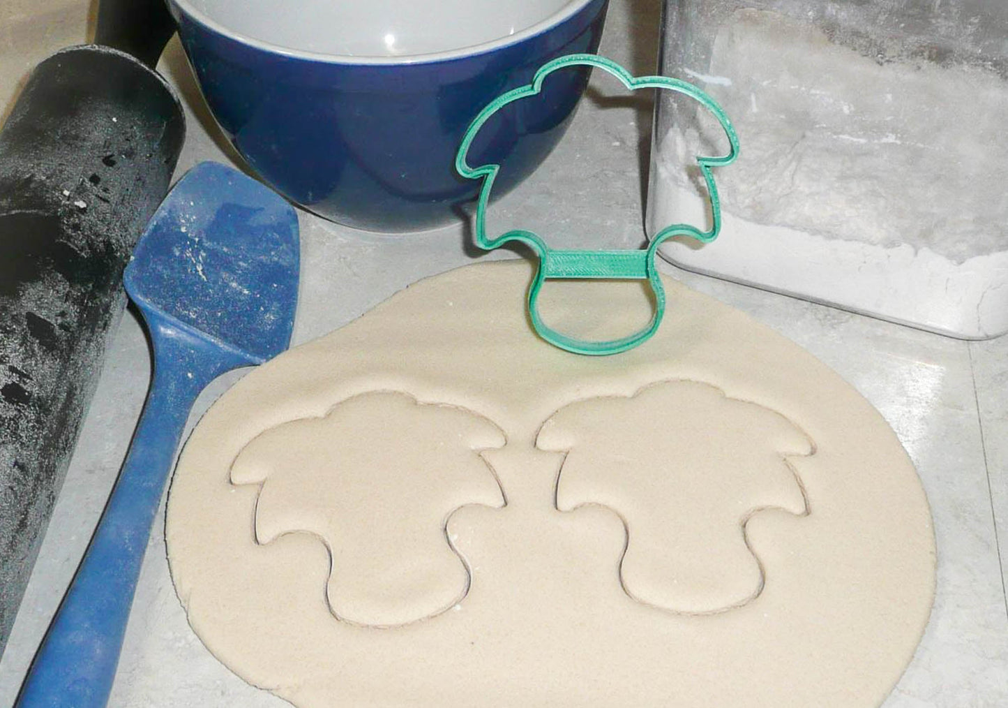 Palm Tree Outline Tropical Island Coconut Perennial Cookie Cutter USA PR3158