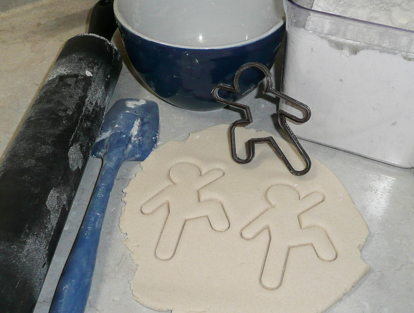 Running Moving Action Gingerbread Man Outline Christmas Cookie Cutter USA PR2153