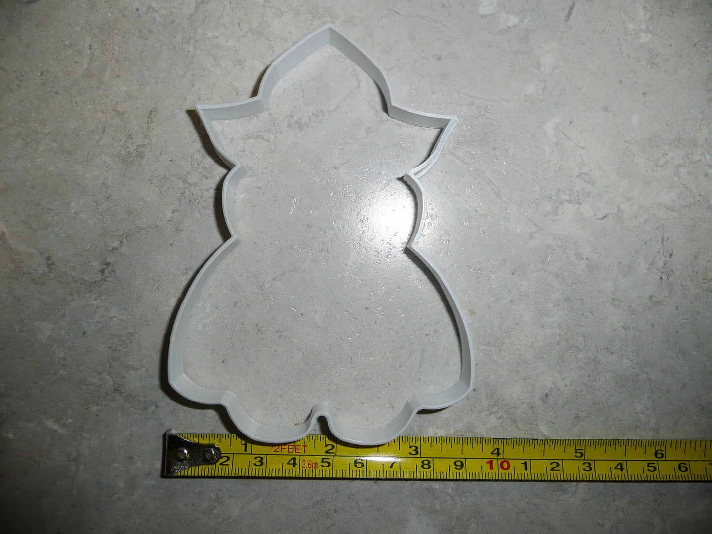 Traditional Dutch Girl Outline Hat Dress Cookie Cutter Made In USA PR2975