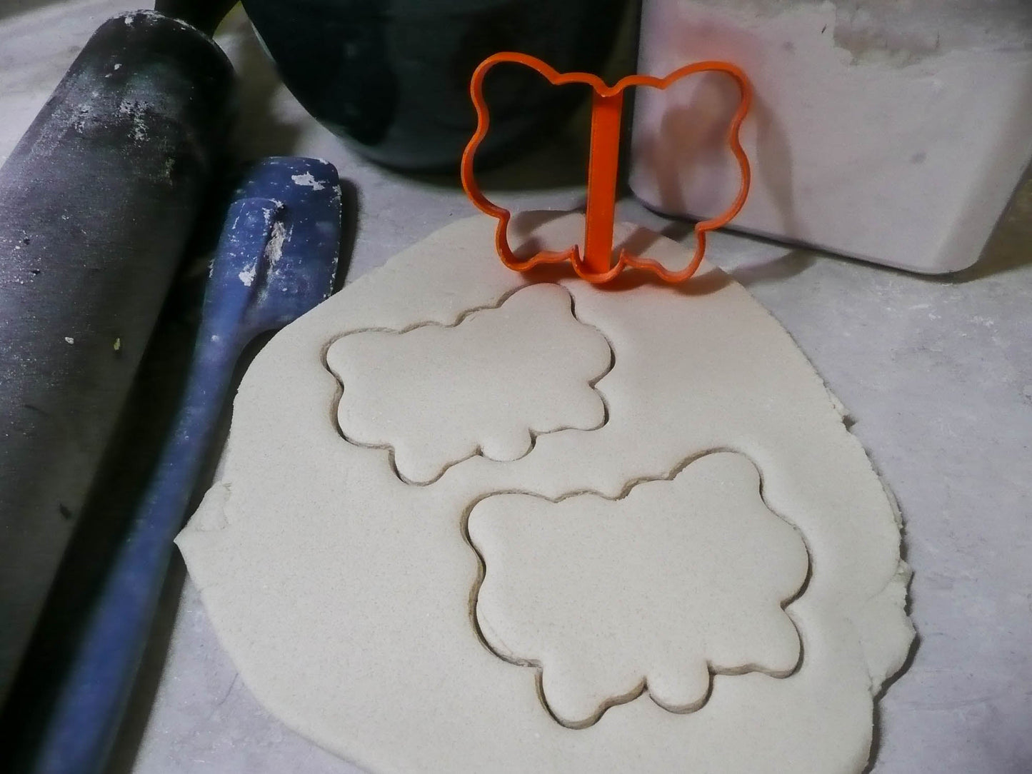 Butterfly Outline Fluttering Flying Insect Bright Wings Cookie Cutter USA PR3137