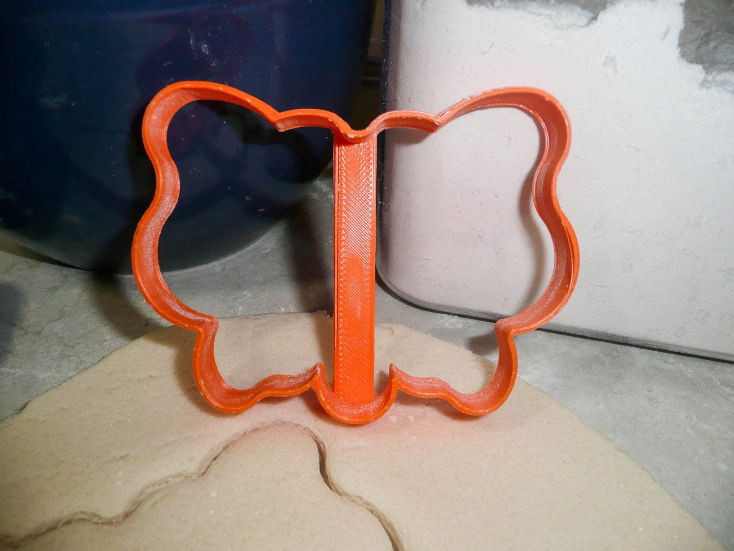 Butterfly Outline Fluttering Flying Insect Bright Wings Cookie Cutter USA PR3137