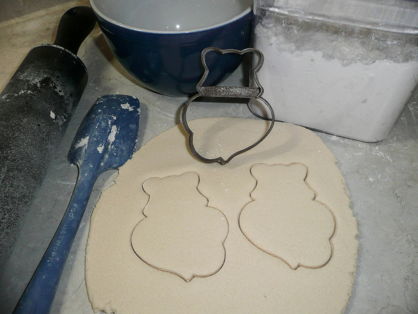 Fox Holding Heart Outline Valentine Baby Shower Cookie Cutter USA PR3164