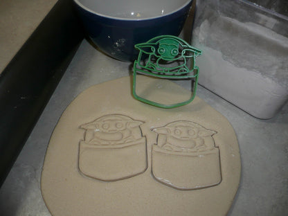 Baby Yoda In Pod Adorable Green Space Child Star Wars Cookie Cutter USA PR3302
