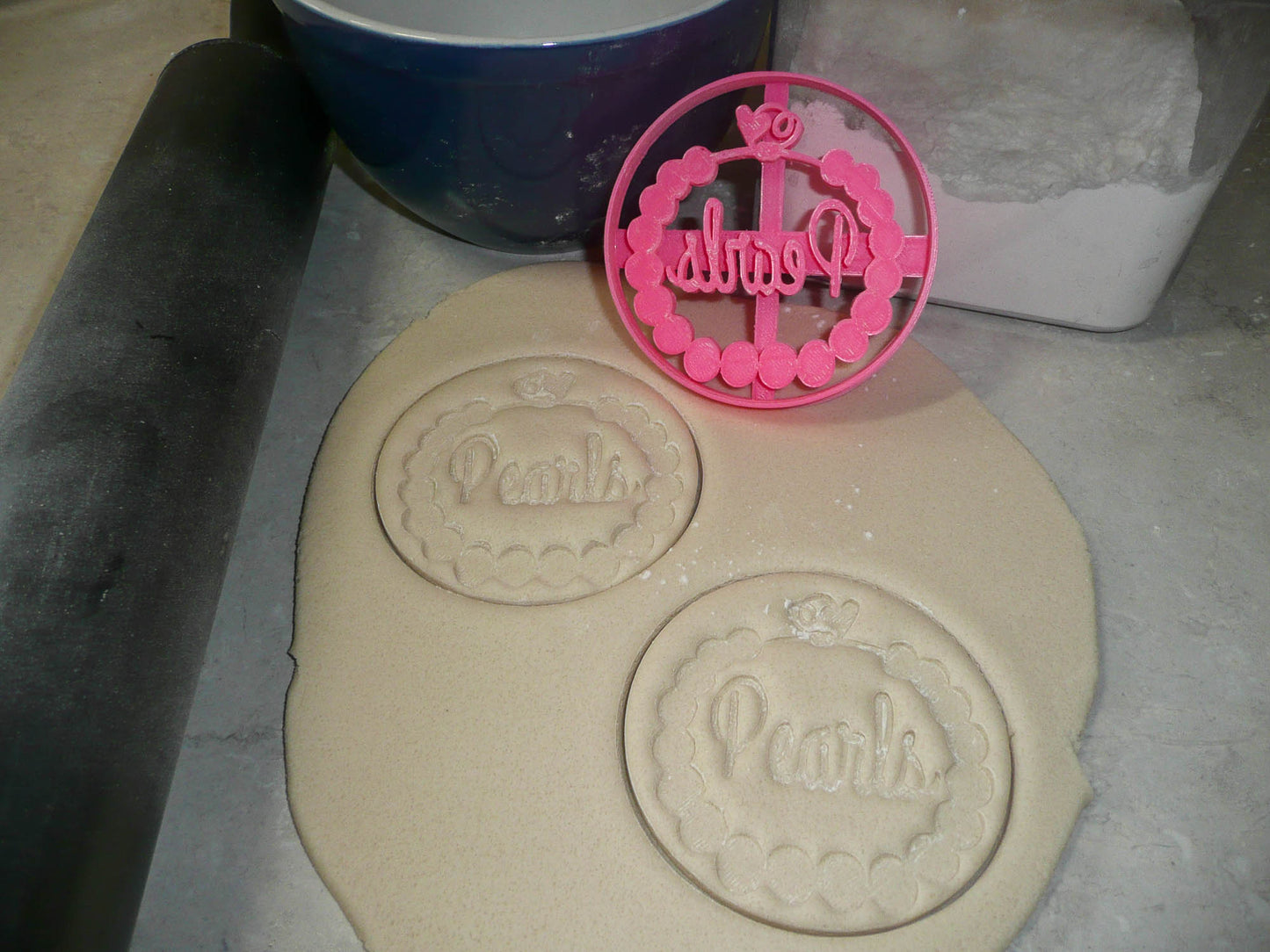 Pearls Fashion Girl Baby Shower Gender Reveal Cookie Cutter USA PR3027