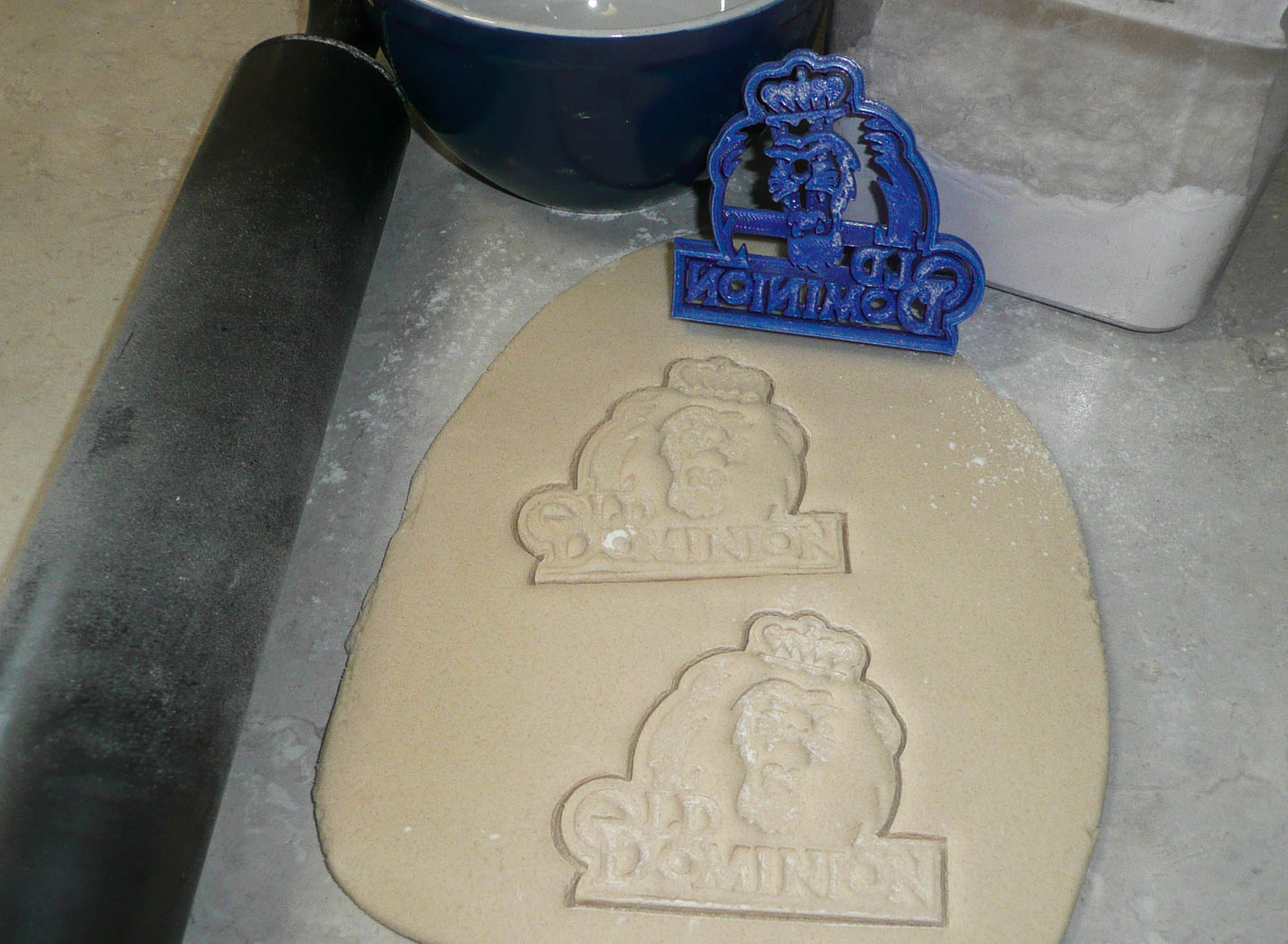 Old Dominion University with Lion Mascot Cookie Cutter USA PR3280