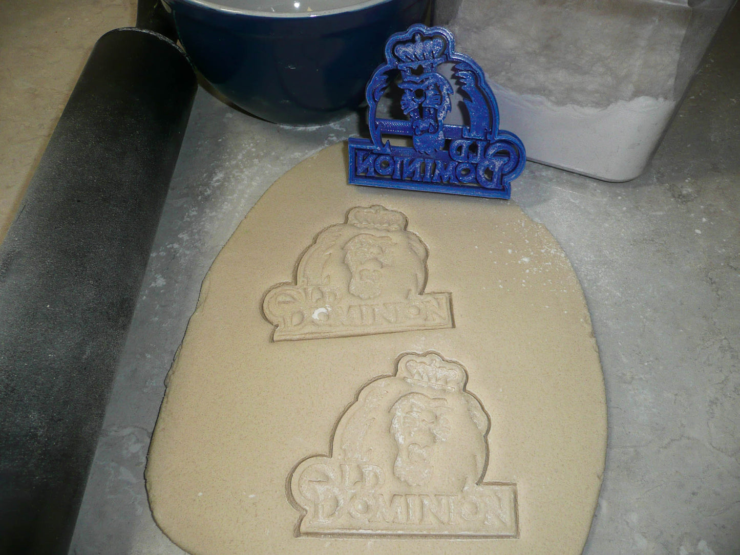 Old Dominion University with Lion Mascot Cookie Cutter USA PR3280