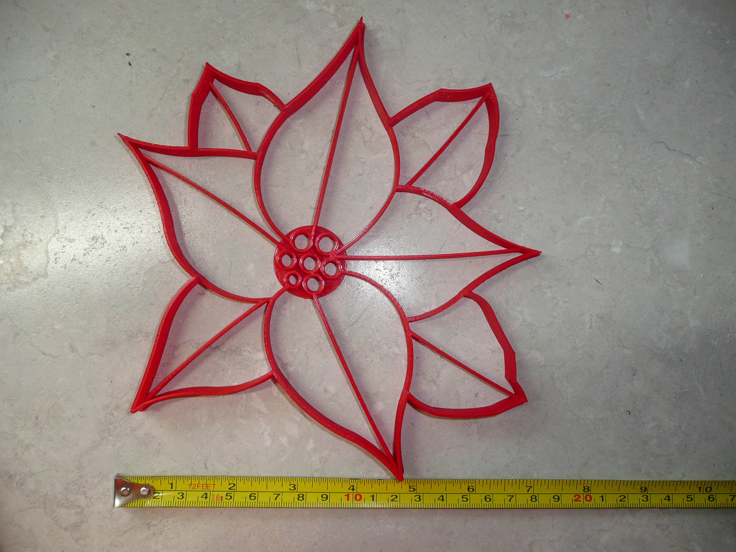 Poinsettia Flower Christmas Plant 7.5 Inch Pie Top Topper Cutter USA PR3316