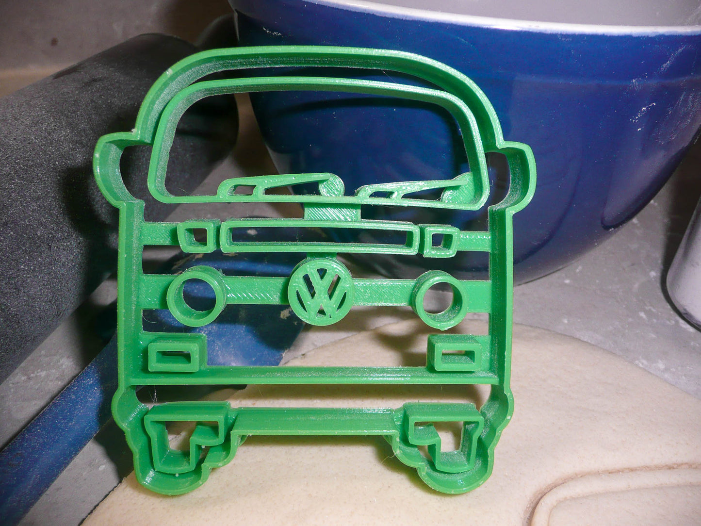 Vintage 1970s Groovy Bus Hippy Van Front End View Cookie Cutter USA PR3252