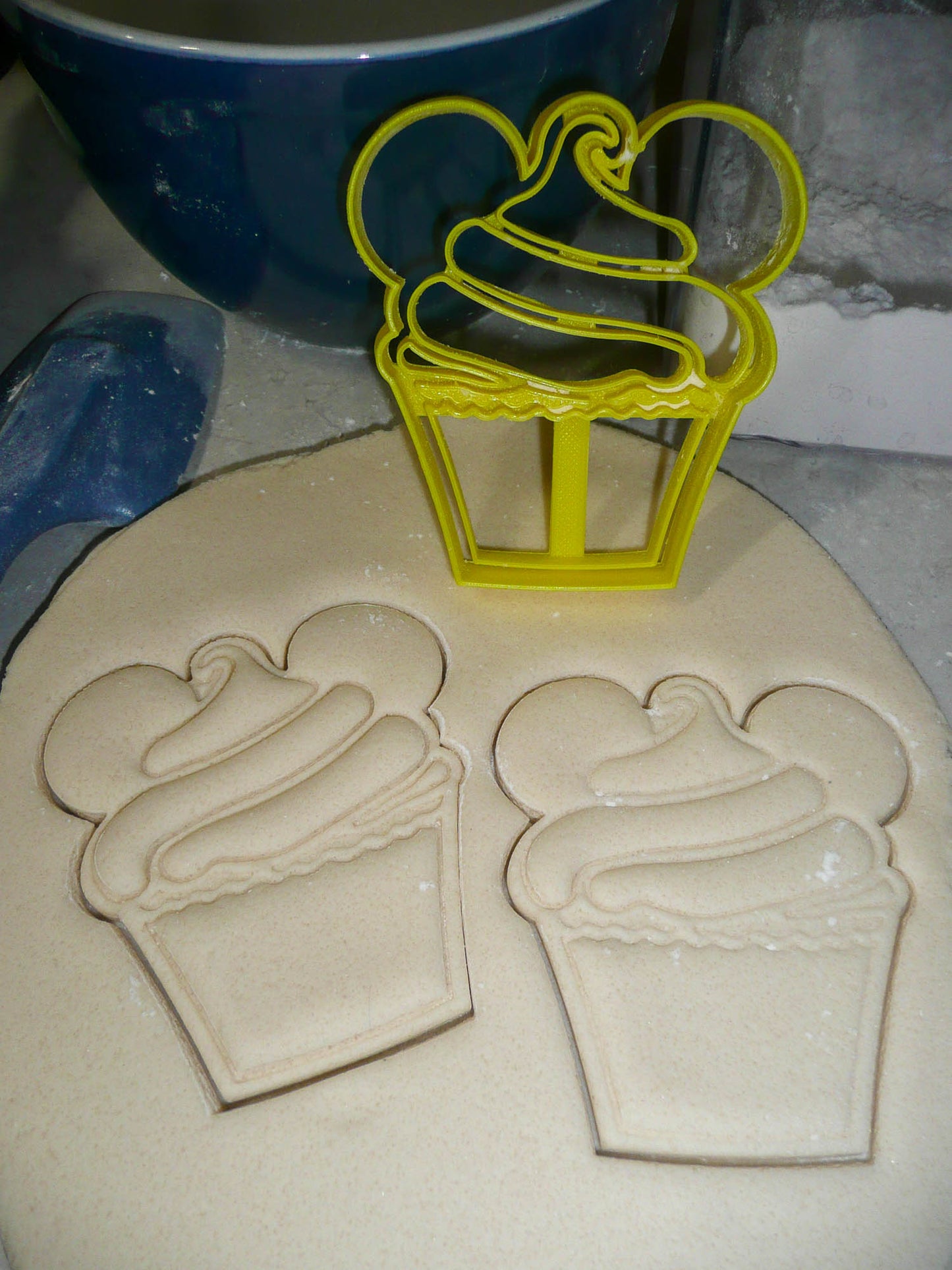 Mickey Mouse Ears Cupcake Cake Dessert Snack Food Cookie Cutter USA PR3311