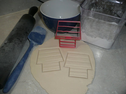 Snoopy Dog House Doghouse Peanuts Comic Cartoon Cookie Cutter USA PR3358